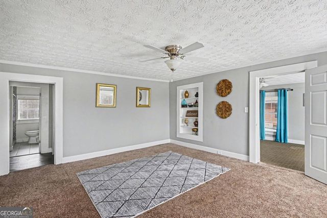 707 E Mcintosh Road, Griffin, GA 30223