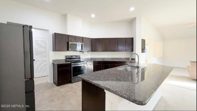 12401 ACOSTA OAKS Drive, Jacksonville, FL 32258