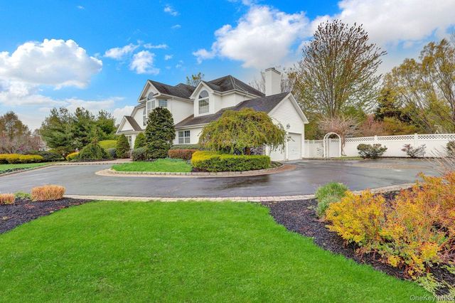 6 Arborvitae Lane, Miller Place, NY 11764