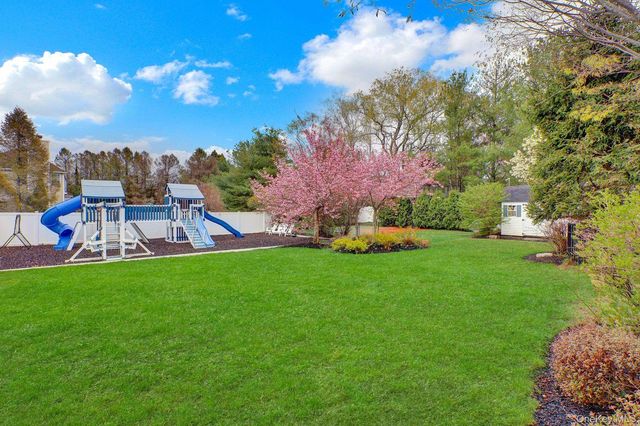 6 Arborvitae Lane, Miller Place, NY 11764