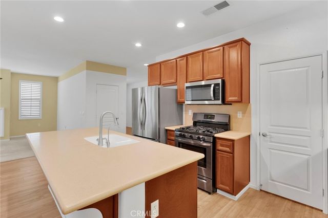 1612 Lewis Creek, Beaumont, CA 92223