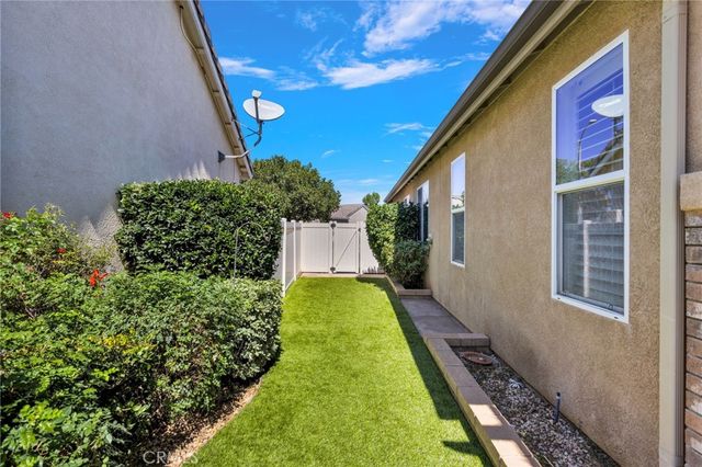 1612 Lewis Creek, Beaumont, CA 92223