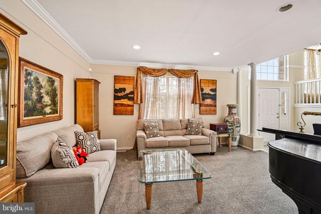 45 GRAYPEBBLE CIR, Sicklerville, NJ 08081