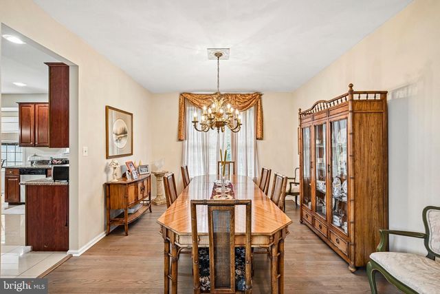 45 GRAYPEBBLE CIR, Sicklerville, NJ 08081