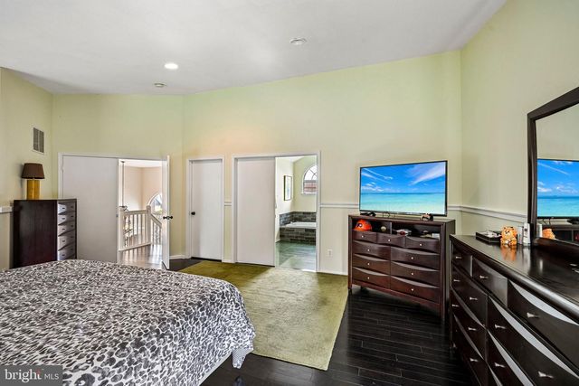 45 GRAYPEBBLE CIR, Sicklerville, NJ 08081