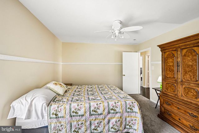 45 GRAYPEBBLE CIR, Sicklerville, NJ 08081