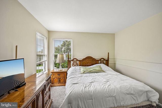 45 GRAYPEBBLE CIR, Sicklerville, NJ 08081