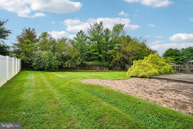 45 GRAYPEBBLE CIR, Sicklerville, NJ 08081