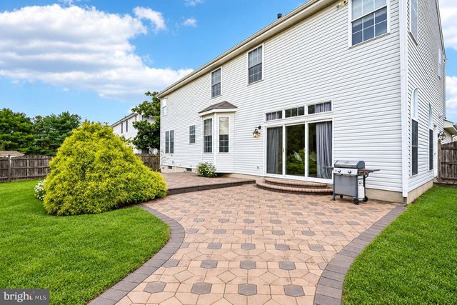 45 GRAYPEBBLE CIR, Sicklerville, NJ 08081