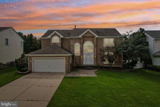 45 GRAYPEBBLE CIR, Sicklerville, NJ 08081