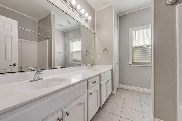 6427 Miranda Drive, Fort Worth, TX 76131