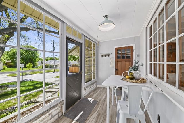 2505 81st STREET, Wauwatosa, WI 53213