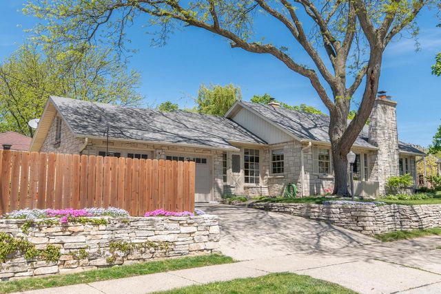 2505 81st STREET, Wauwatosa, WI 53213