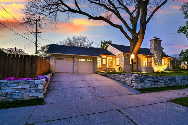 2505 81st STREET, Wauwatosa, WI 53213