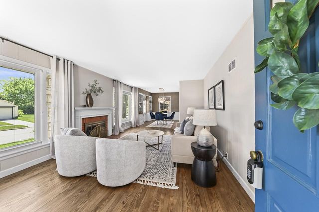 2505 81st STREET, Wauwatosa, WI 53213