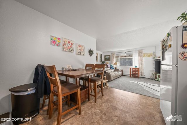 158 Dean Place, Anchorage, AK 99504