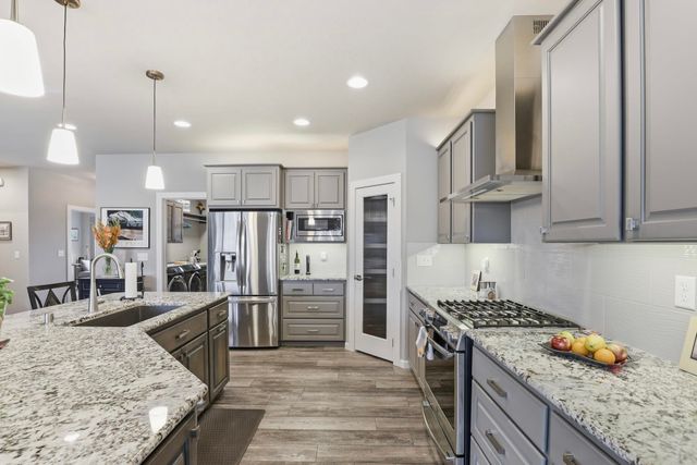 7109 S Tangle Heights Dr, Spokane, WA 99224