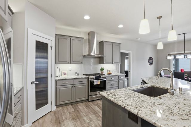 7109 S Tangle Heights Dr, Spokane, WA 99224