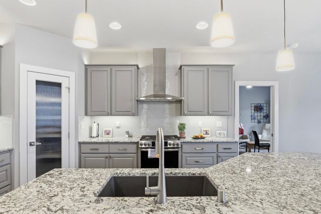 7109 S Tangle Heights Dr, Spokane, WA 99224