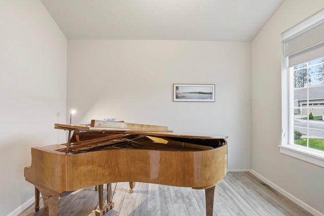 7109 S Tangle Heights Dr, Spokane, WA 99224