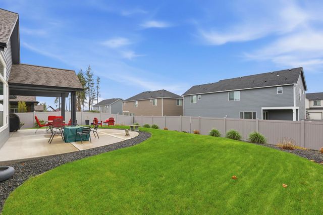 7109 S Tangle Heights Dr, Spokane, WA 99224