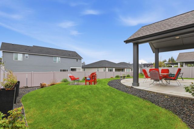 7109 S Tangle Heights Dr, Spokane, WA 99224