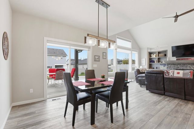 7109 S Tangle Heights Dr, Spokane, WA 99224