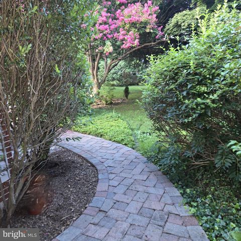 301 CEDAR LN, Annapolis, MD 21403