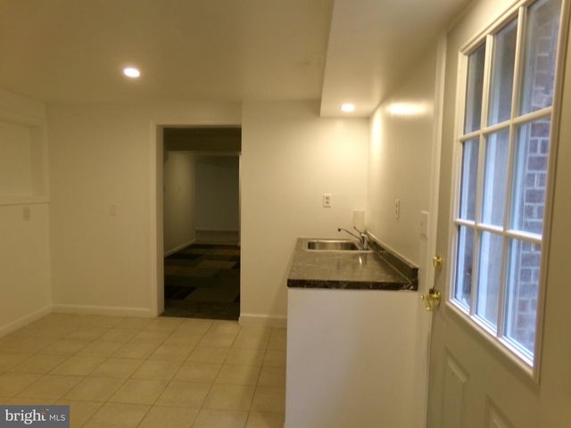 301 CEDAR LN, Annapolis, MD 21403