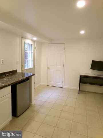 301 CEDAR LN, Annapolis, MD 21403
