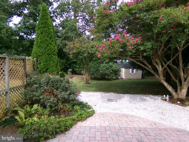 301 CEDAR LN, Annapolis, MD 21403