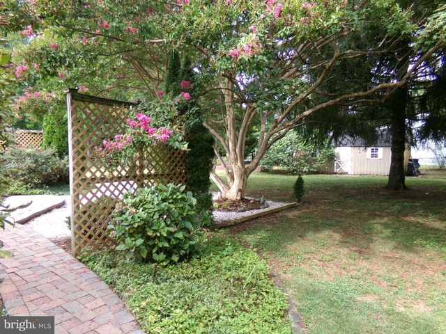 301 CEDAR LN, Annapolis, MD 21403