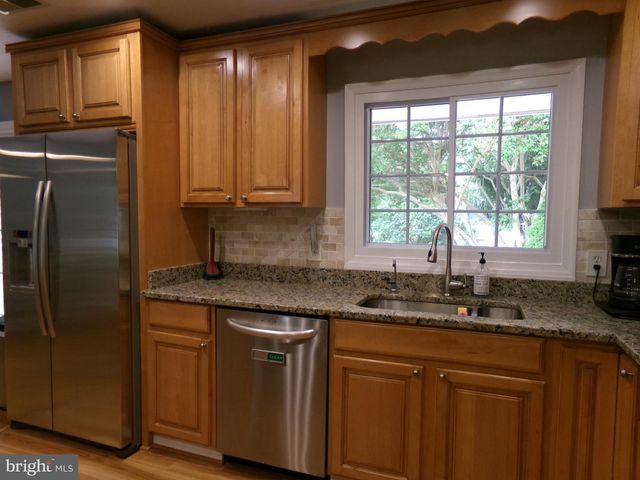 301 CEDAR LN, Annapolis, MD 21403