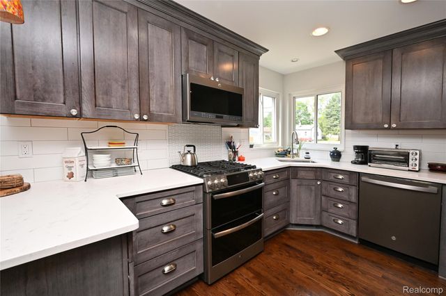 3803 Linwood Avenue, Royal Oak, MI 48073