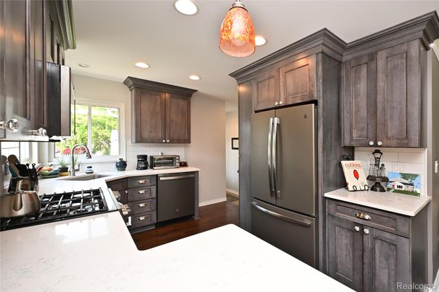 3803 Linwood Avenue, Royal Oak, MI 48073