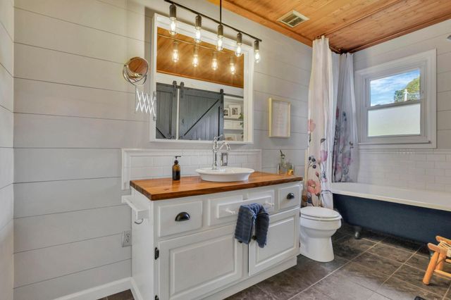 10889 Ridge Road SW, Amanda, OH 43102