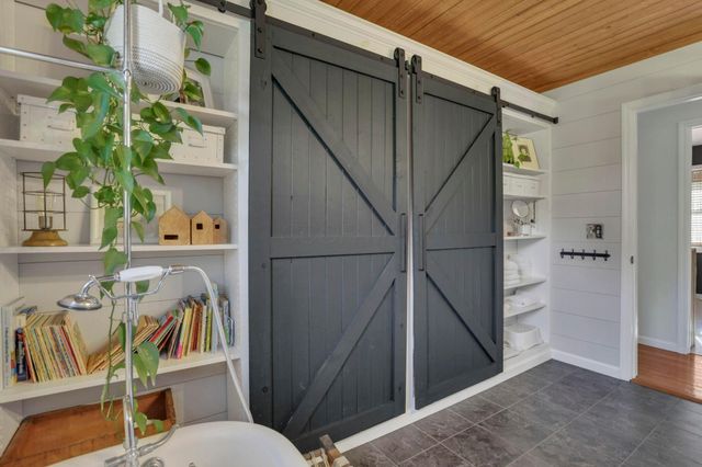 10889 Ridge Road SW, Amanda, OH 43102