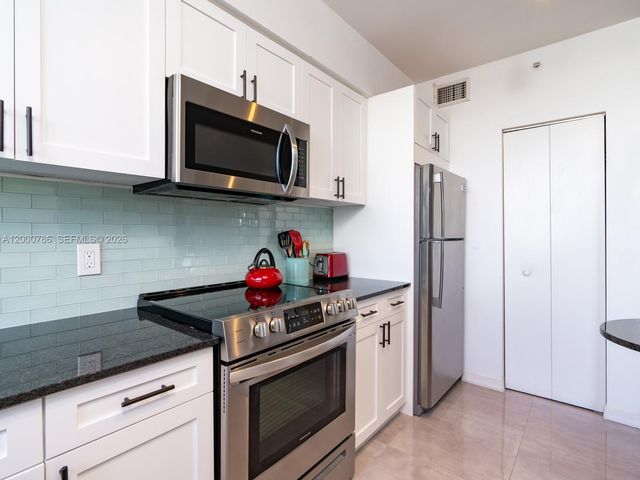 1330 West Ave 711, Miami Beach, FL 33139