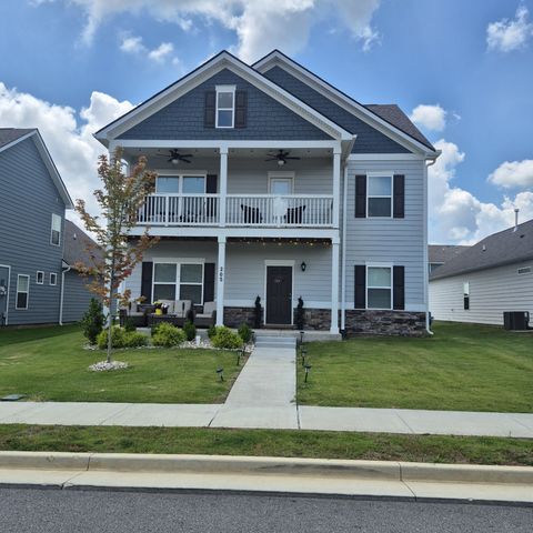 205 Gunnersbury Dr, Lebanon, TN 37087