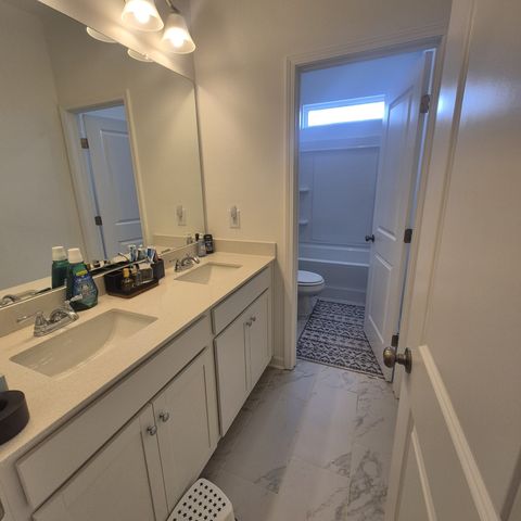 205 Gunnersbury Dr, Lebanon, TN 37087