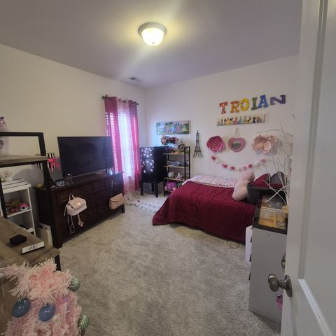205 Gunnersbury Dr, Lebanon, TN 37087