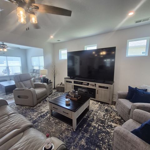 205 Gunnersbury Dr, Lebanon, TN 37087