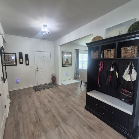205 Gunnersbury Dr, Lebanon, TN 37087