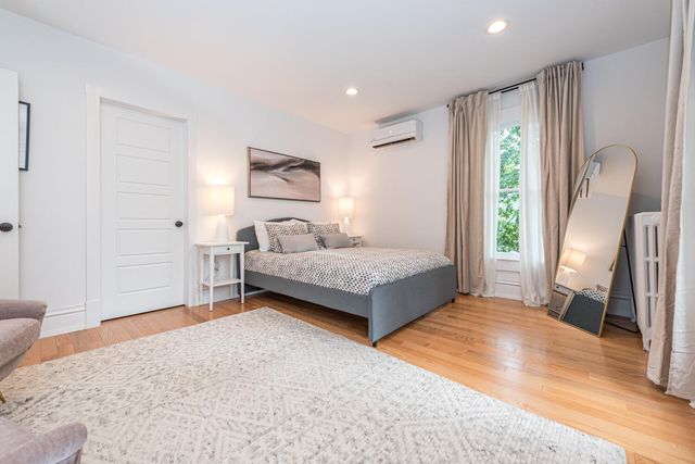 916 Olivia Avenue, Ann Arbor, MI 48104