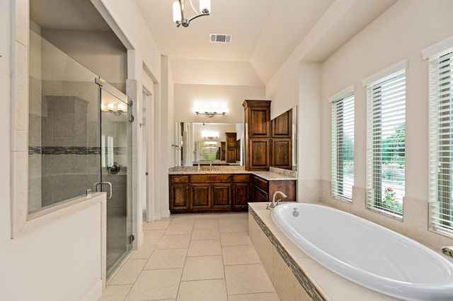 135 Gabriel VIS E, Georgetown, TX 78633