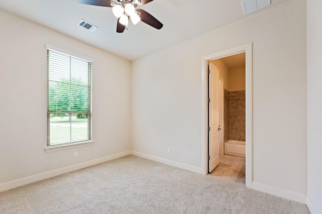135 Gabriel VIS E, Georgetown, TX 78633