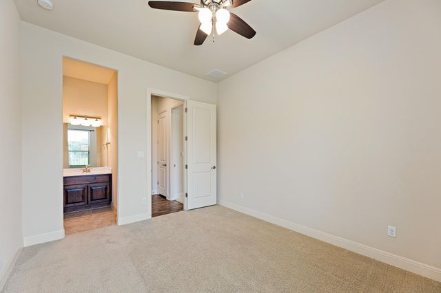 135 Gabriel VIS E, Georgetown, TX 78633