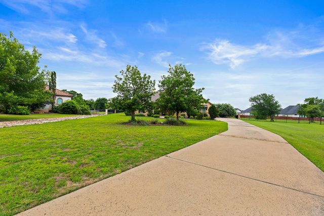 135 Gabriel VIS E, Georgetown, TX 78633