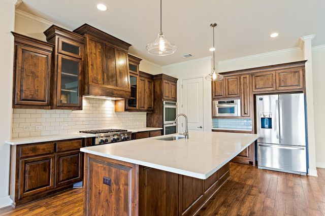135 Gabriel VIS E, Georgetown, TX 78633