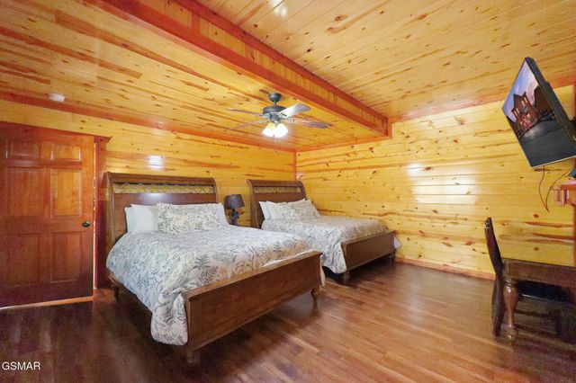 4359 Forest Ridge Way, Pigeon Forge, TN 37863